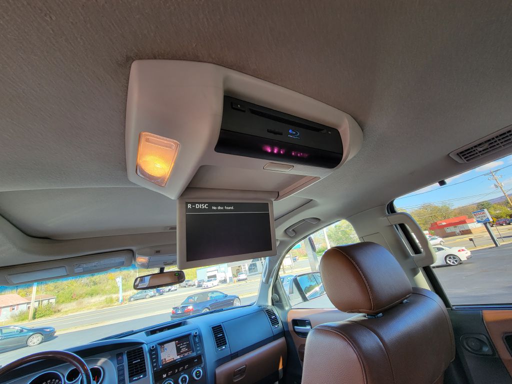 Image for 2013 Toyota SEQUOIA PLATINUM 4X4-DVD-Records!