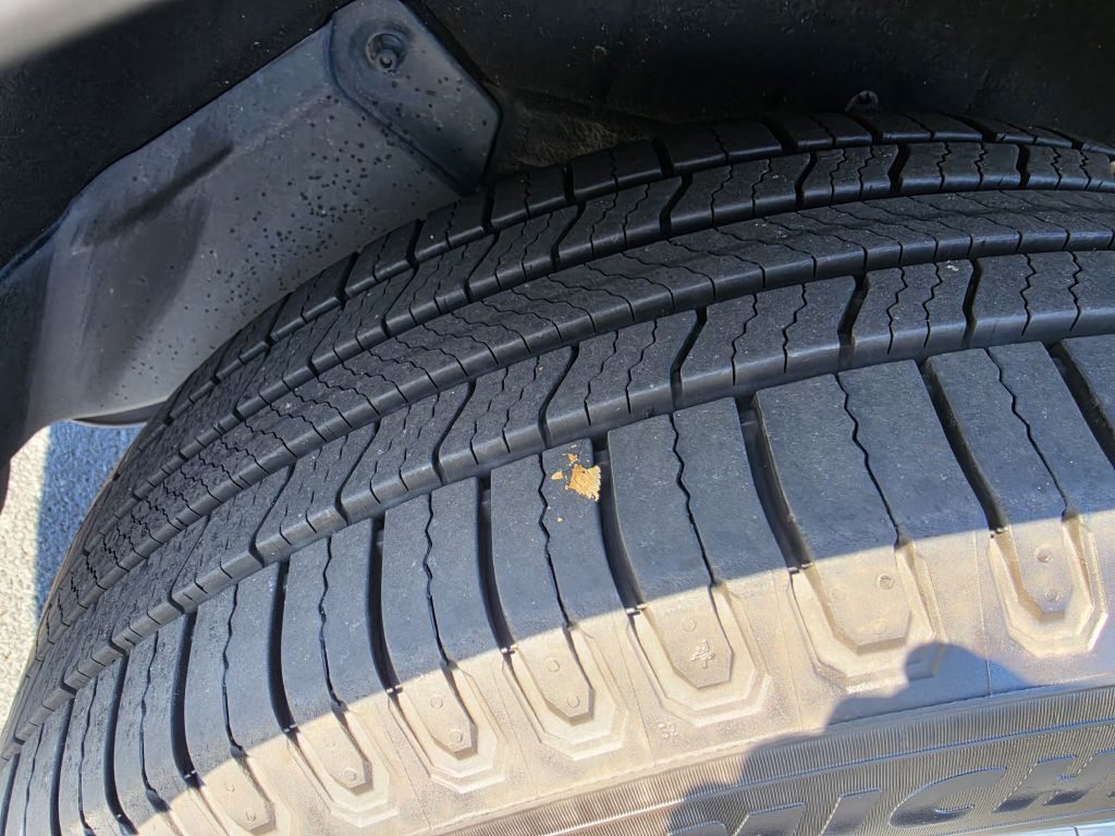 Image for 2022 Toyota HIGHLANDER XLE NEW Michelins - Captains Seats