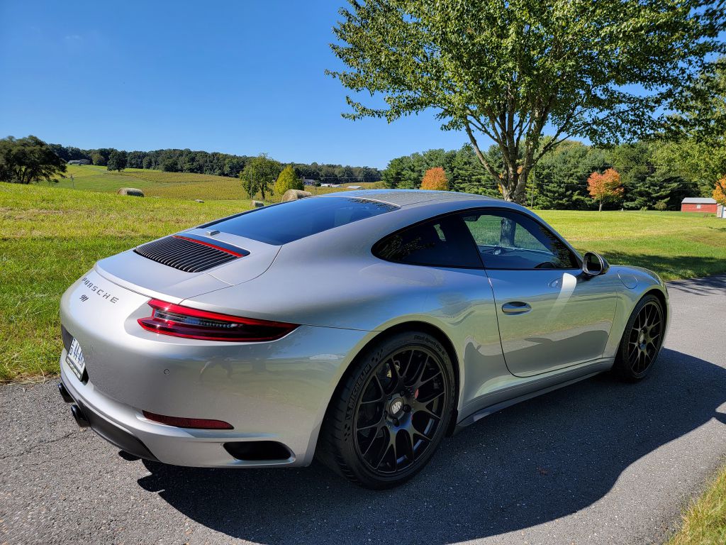 Image for 2018 Porsche 911 CARRERA T 7-Speed Manual - Upgraded!