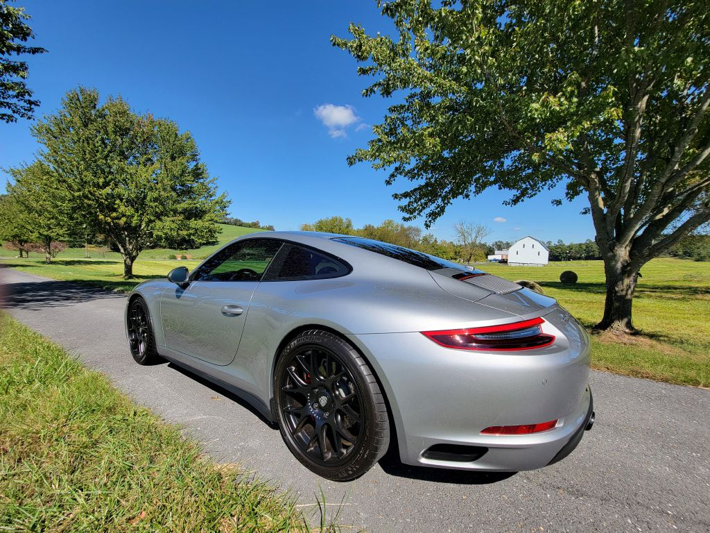 Image for 2018 Porsche 911 CARRERA T 7-Speed Manual - Upgraded!