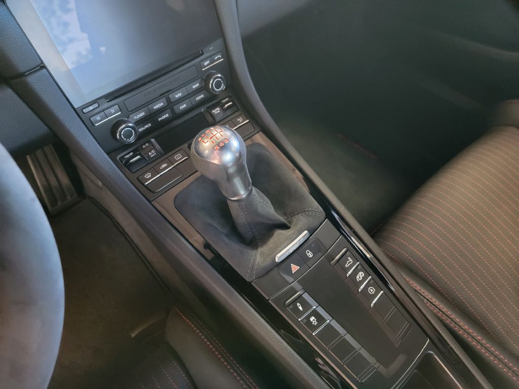 Image for 2018 Porsche 911 CARRERA T 7-Speed Manual - Upgraded!