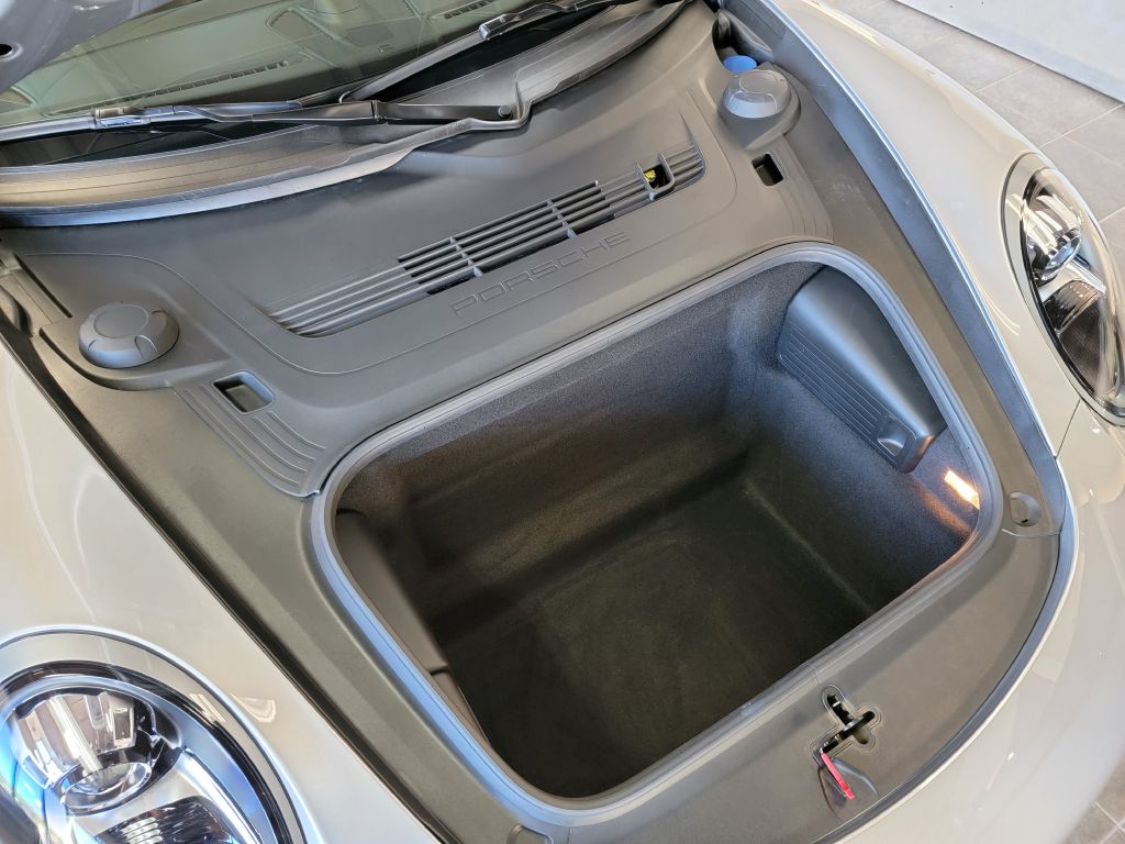 Image for 2018 Porsche 911 CARRERA T 7-Speed Manual - Upgraded!