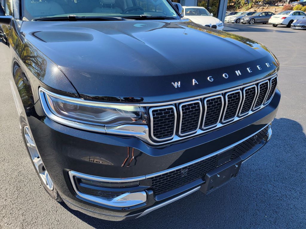Image for 2022 Jeep WAGONEER 4X4 SERIES II 1-Owner 8-Passenger
