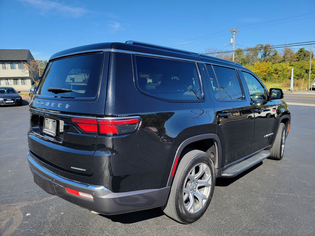 Image for 2022 Jeep WAGONEER 4X4 SERIES II 1-Owner 8-Passenger