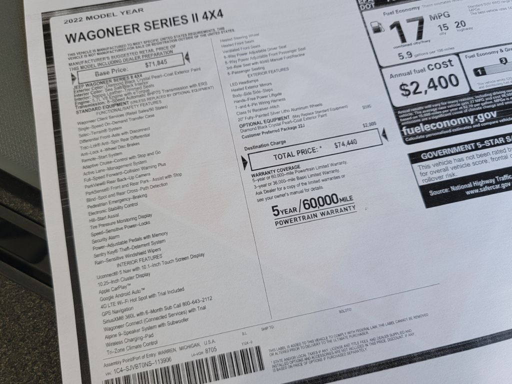 Image for 2022 Jeep WAGONEER 4X4 SERIES II 1-Owner 8-Passenger