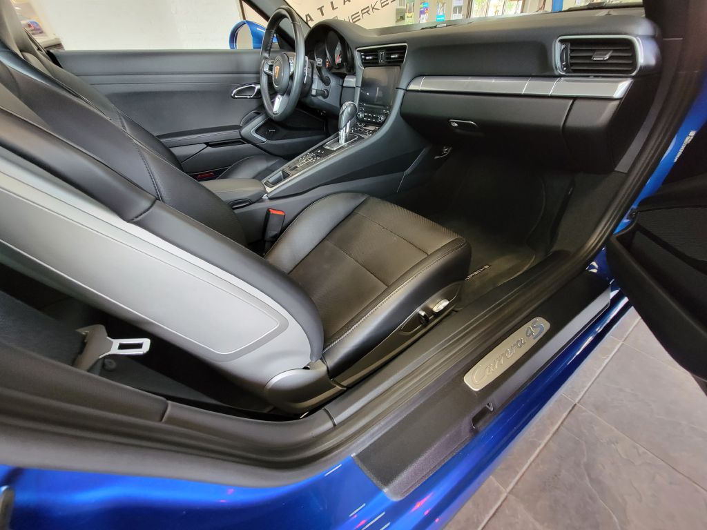 Image for 2017 Porsche 911 C4S CARRERA 1 Owner! PASM- Sport Seats +
