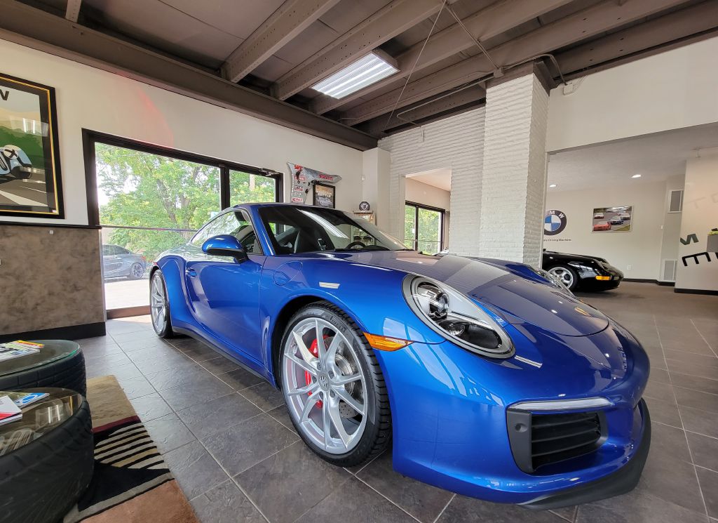 Image for 2017 Porsche 911 C4S CARRERA 1 Owner! PASM- Sport Seats +