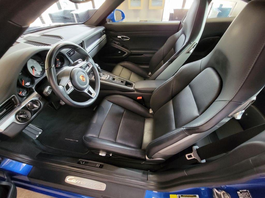 Image for 2017 Porsche 911 C4S CARRERA 1 Owner! PASM- Sport Seats +