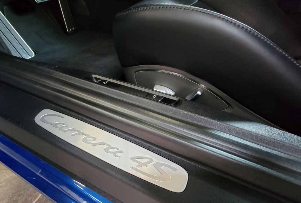 Image for 2017 Porsche 911 C4S CARRERA 1 Owner! PASM- Sport Seats +