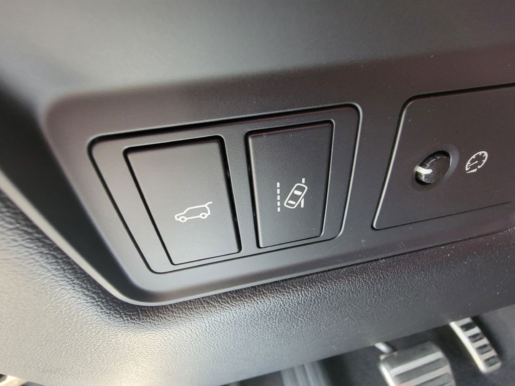 Image for 2017 Land Rover RANGE ROVER Sport HSE Dynamic Consignment