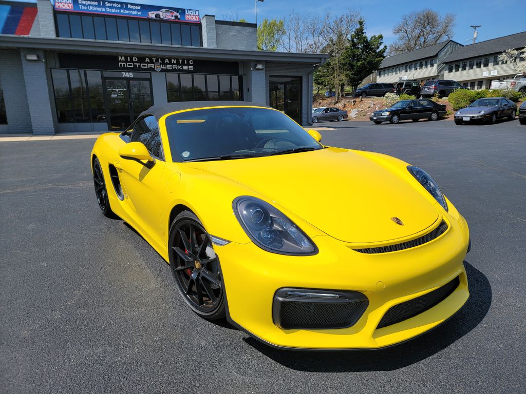 Image for 2016 Porsche BOXSTER SPYDER 6-Speed Manual 1 of 26 Yellow