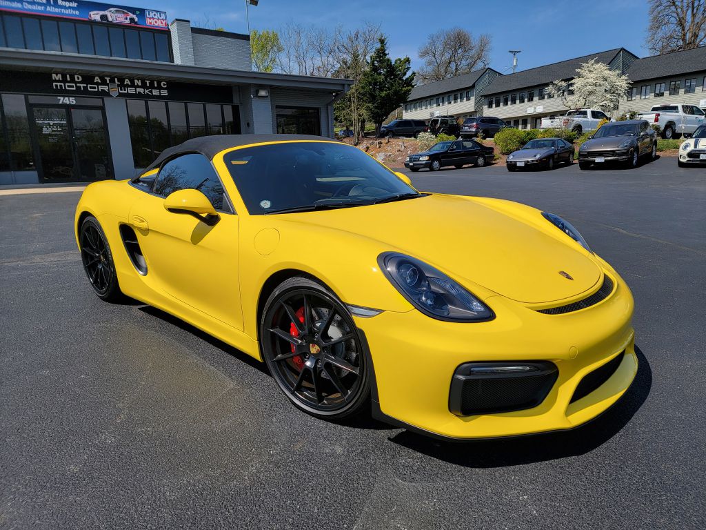 2016 Porsche BOXSTER SPYDER 6-Speed Manual 1 of 26 Yellow