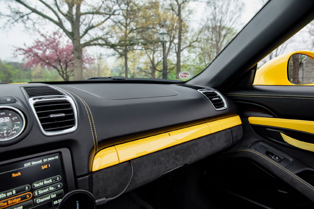 Image for 2016 Porsche BOXSTER SPYDER 6-Speed Manual 1 of 26 Yellow