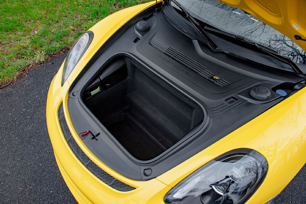 Image for 2016 Porsche BOXSTER SPYDER 6-Speed Manual 1 of 26 Yellow