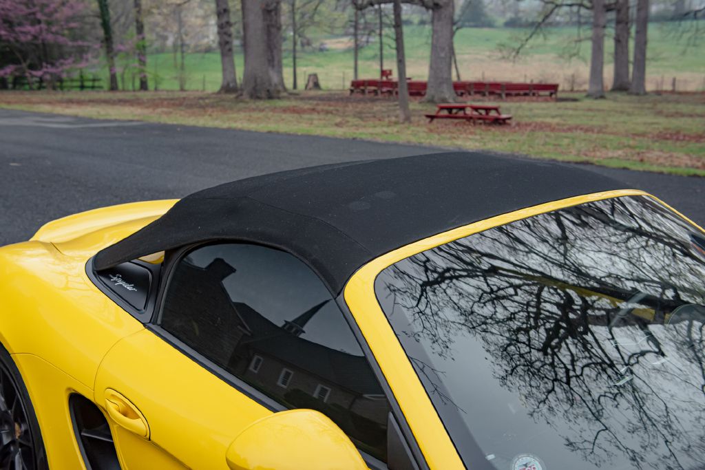 Image for 2016 Porsche BOXSTER SPYDER 6-Speed Manual 1 of 26 Yellow