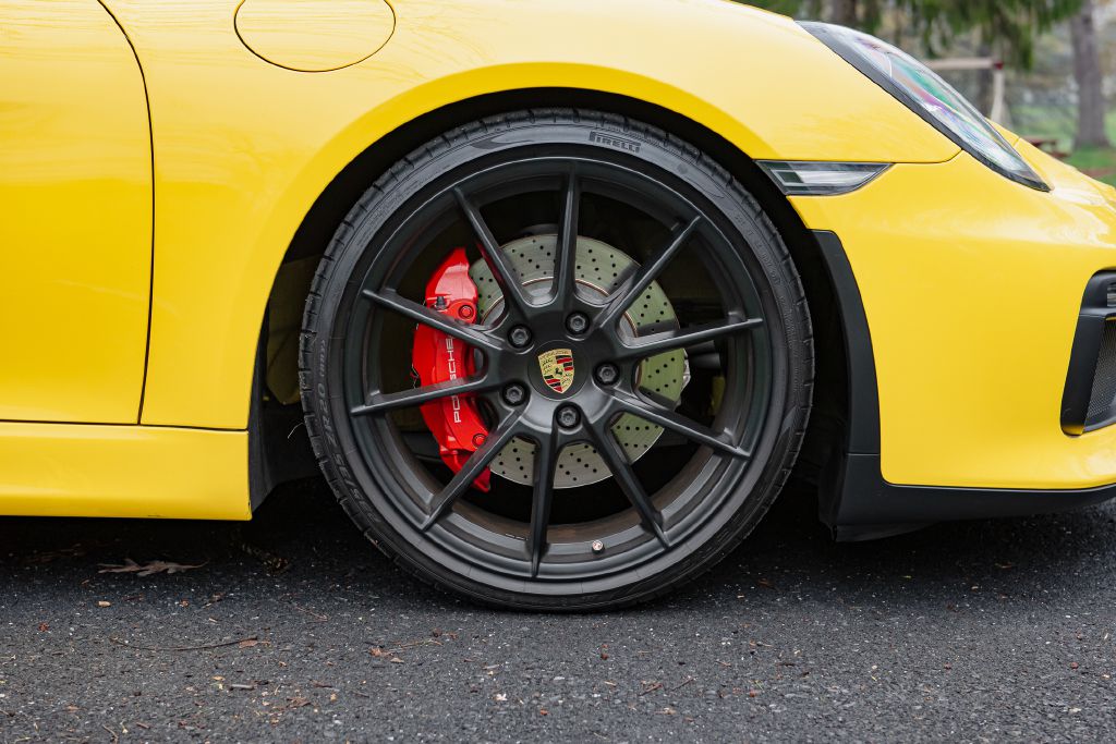 Image for 2016 Porsche BOXSTER SPYDER 6-Speed Manual 1 of 26 Yellow