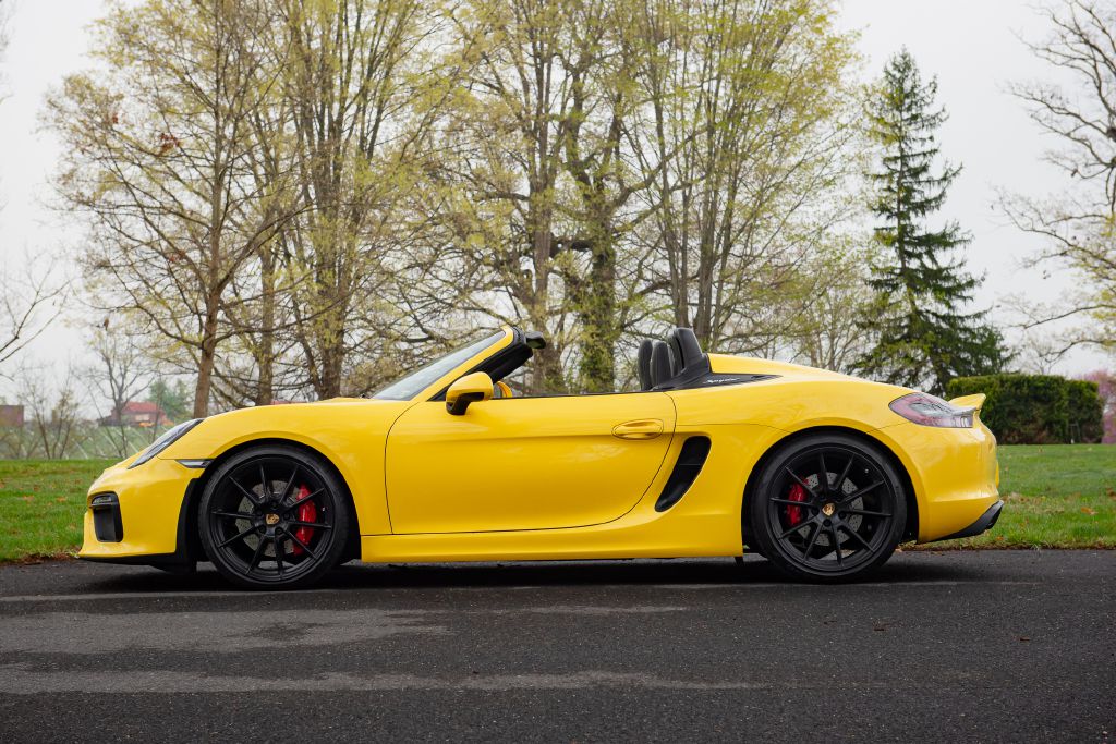 Image for 2016 Porsche BOXSTER SPYDER 6-Speed Manual 1 of 26 Yellow