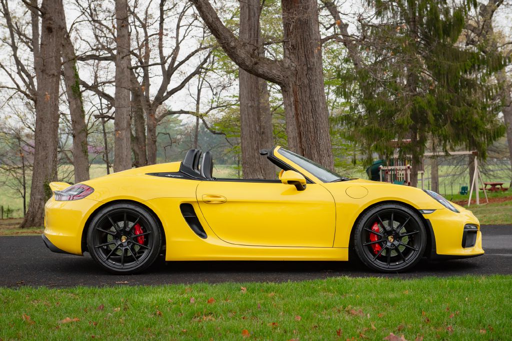 Image for 2016 Porsche BOXSTER SPYDER 6-Speed Manual 1 of 26 Yellow