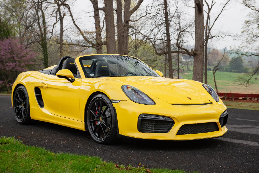 Image for 2016 Porsche BOXSTER SPYDER 6-Speed Manual 1 of 26 Yellow