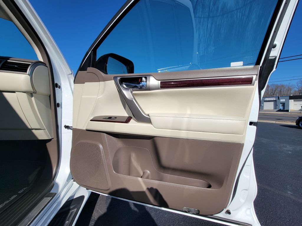 Image for 2017 Lexus GX 460 LUXURY 1-Owner! Lane Depart-AC Seats!