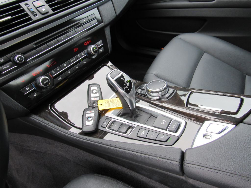 Image for 2016 BMW 535I XDRIVE NAV Blind Spot-4 NEW Tires-Loaded!