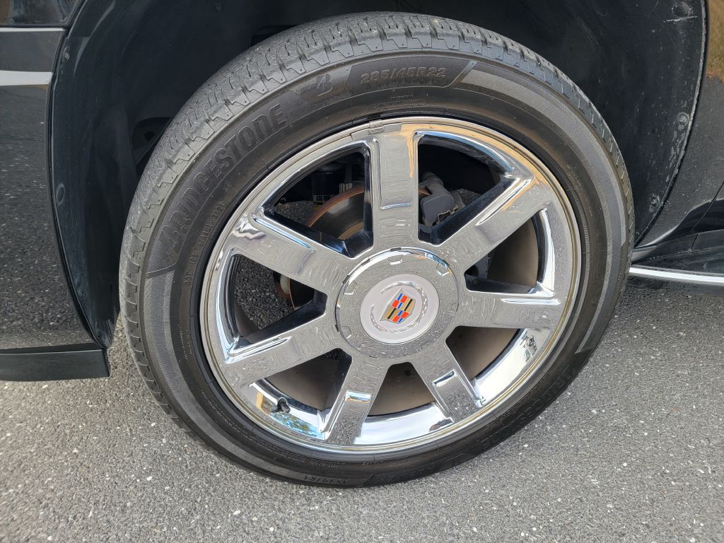 Image for 2013 Cadillac ESCALADE ESV LUXURY