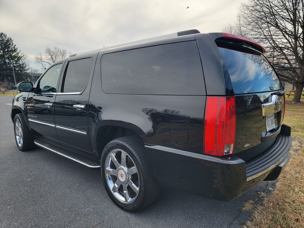 Image for 2013 Cadillac ESCALADE ESV LUXURY