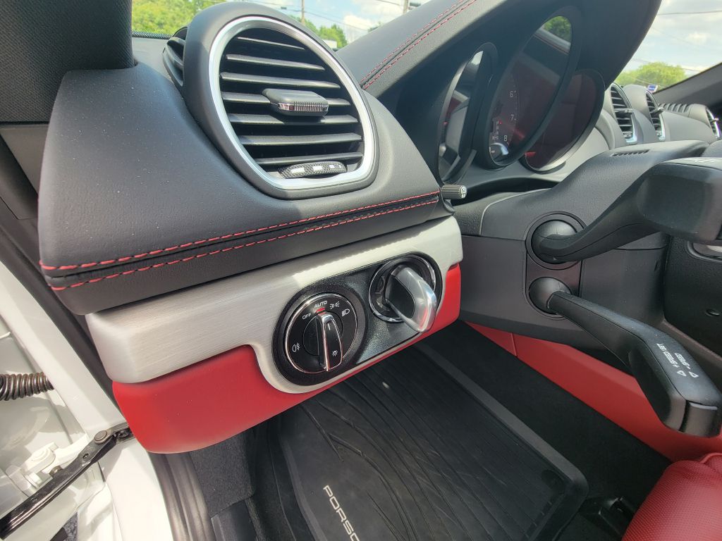 Image for 2023 Porsche CAYMAN S 718 1-Owner 850 Miles!! PDK