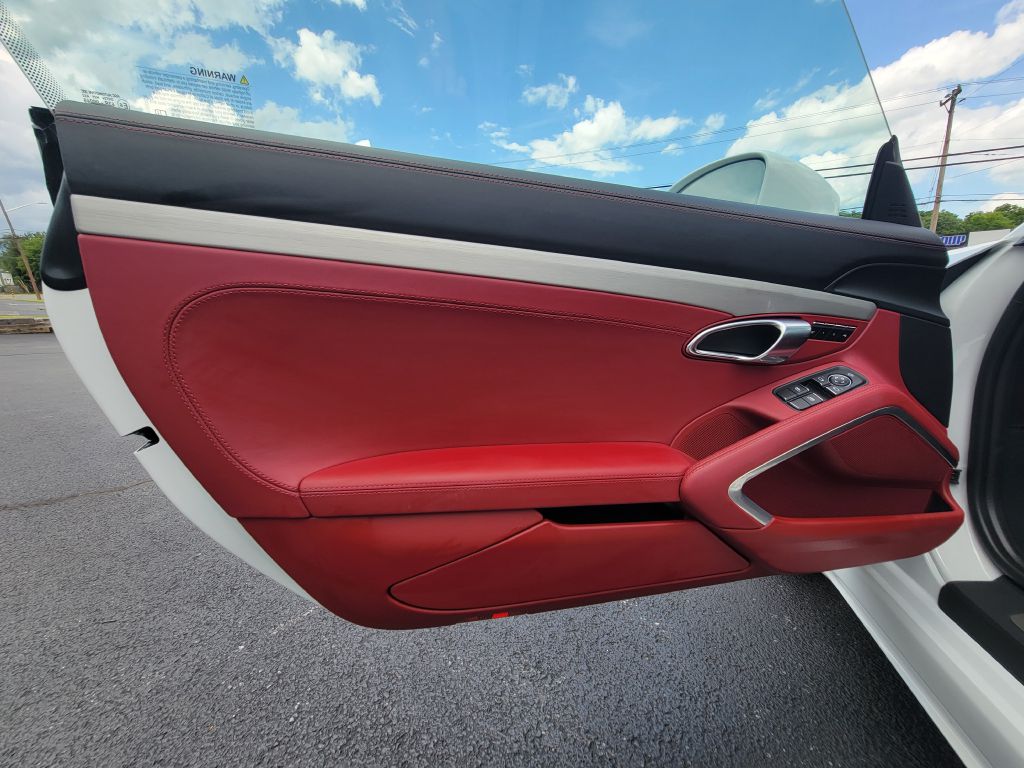 Image for 2023 Porsche CAYMAN S 718 1-Owner 850 Miles!! PDK