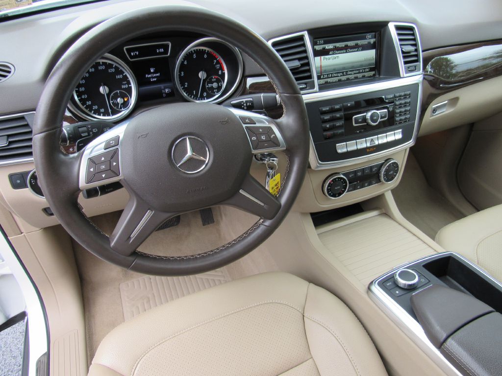 Image for 2014 Mercedes-Benz ML 350 4MATIC NAV Rear Camera 4 NEW Tires