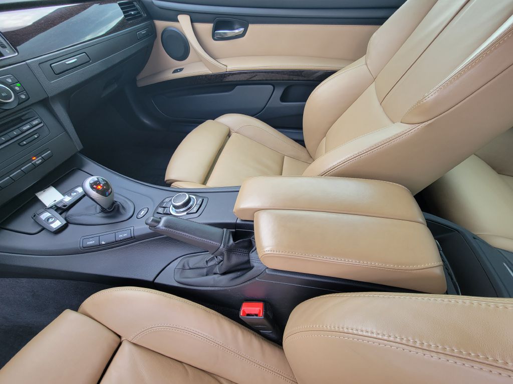 Image for 2011 BMW M3 E92 COUPE LOW Mile-Mineral White-WOW!