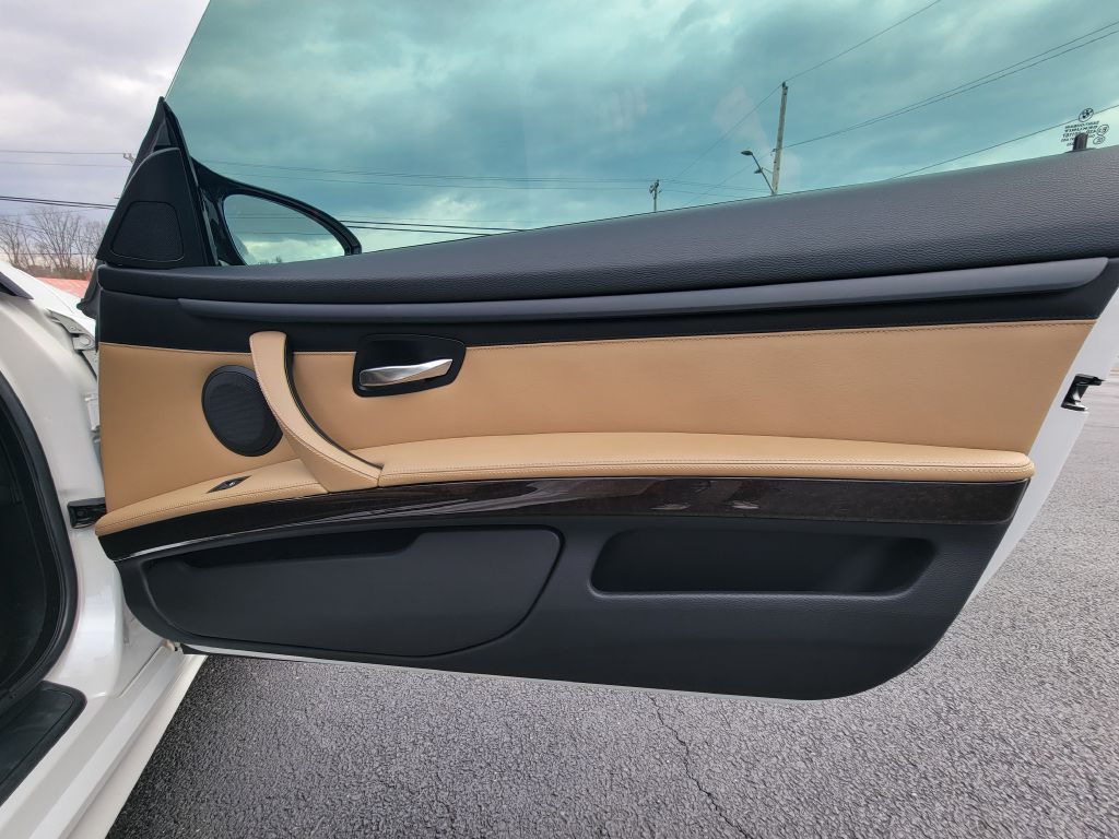 Image for 2011 BMW M3 E92 COUPE LOW Mile-Mineral White-WOW!