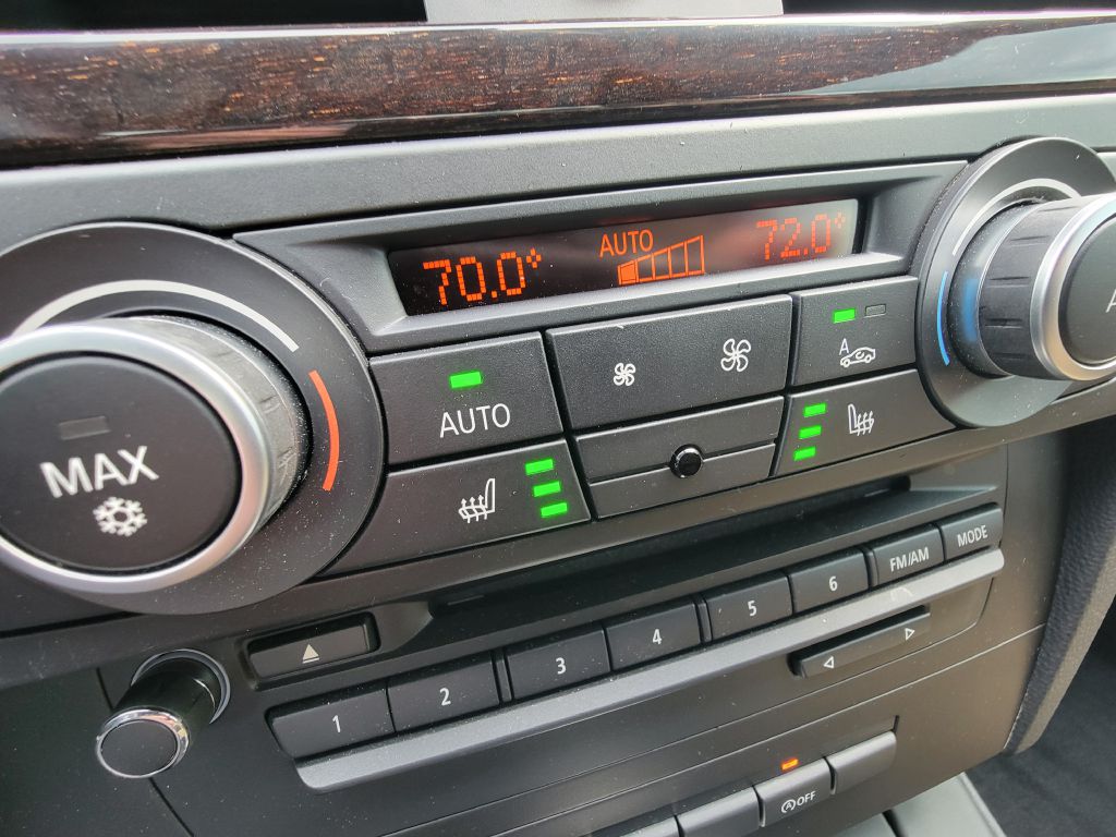 Image for 2011 BMW M3 E92 COUPE LOW Mile-Mineral White-WOW!