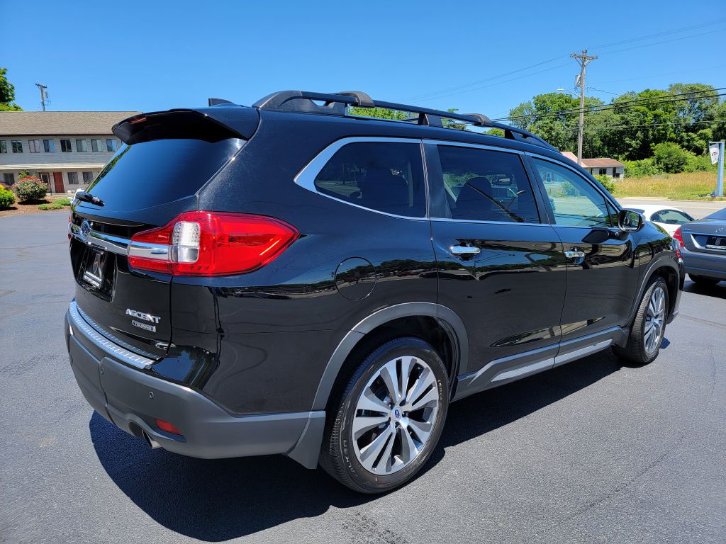 2019-subaru-ascent-touring-2nd-row-captains-100-loaded