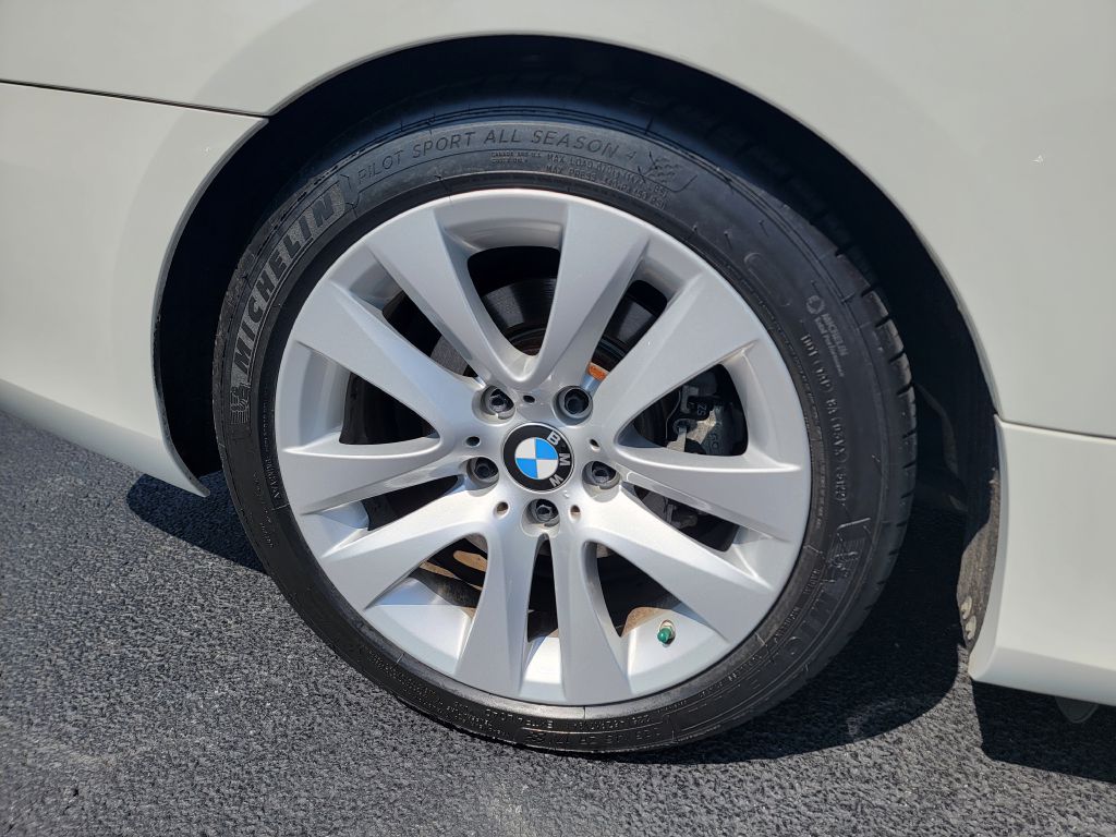 Image for 2013 BMW 328 CONVERTIBLE NEW Michelins-NAV-Spotless!