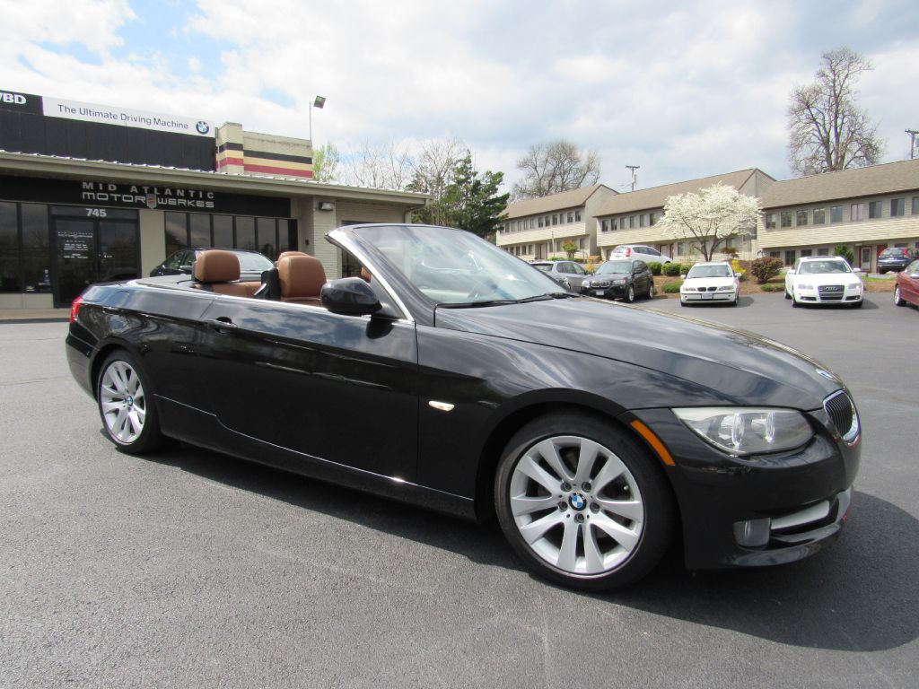 2011 BMW 328 CONVERTIBLE Fresh Service - SUPER Clean!!