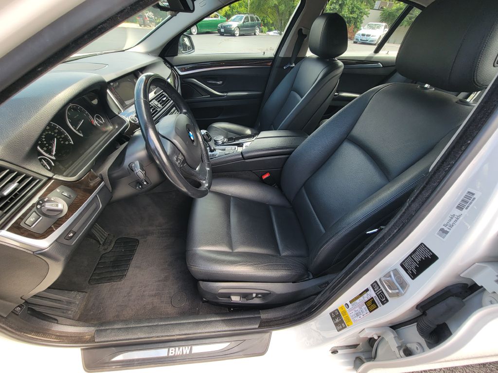 Image for 2015 BMW 535I XDRIVE NAV MINT! Head-Up / Camera / 6 Cyl