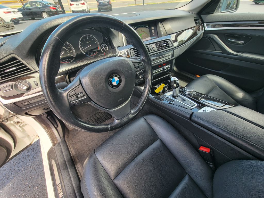 Image for 2015 BMW 535I XDRIVE NAV MINT! Head-Up / Camera / 6 Cyl