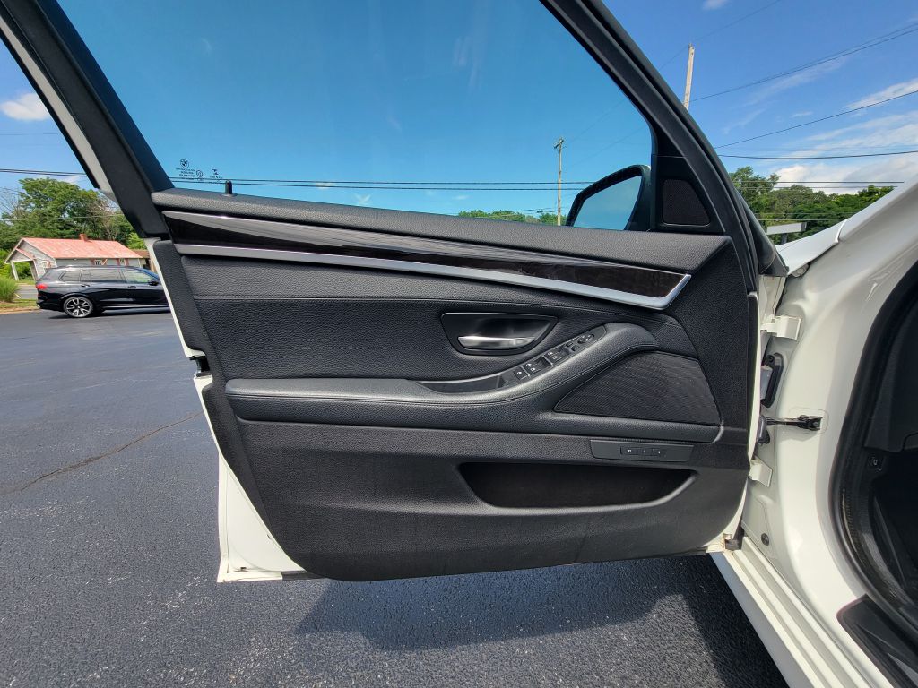 Image for 2015 BMW 535I XDRIVE NAV MINT! Head-Up / Camera / 6 Cyl