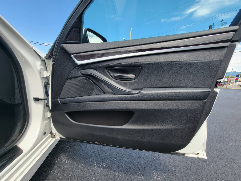 Image for 2015 BMW 535I XDRIVE NAV MINT! Head-Up / Camera / 6 Cyl