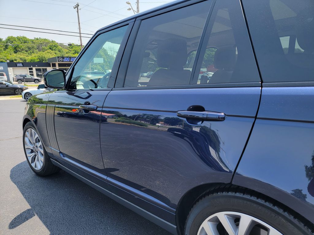 2019 Land Rover Range Rover HSE photo 10