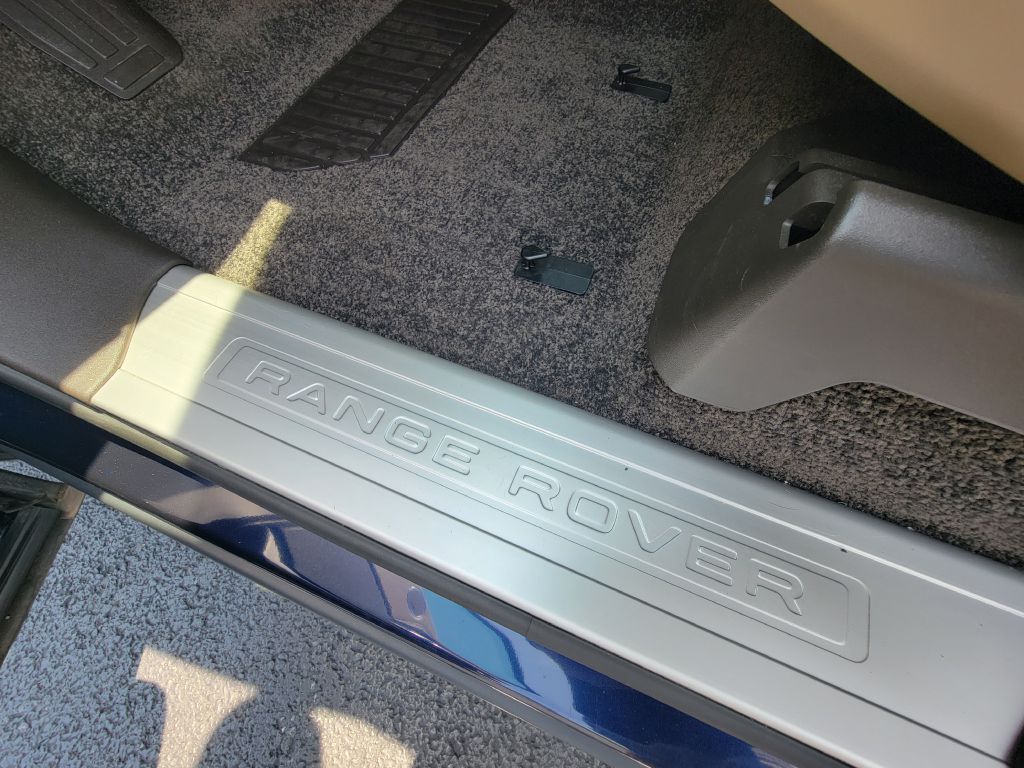 2019 Land Rover Range Rover HSE photo 33