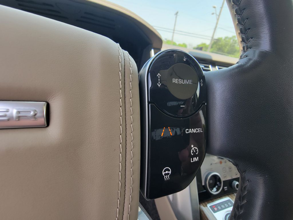 2019 Land Rover Range Rover HSE photo 30