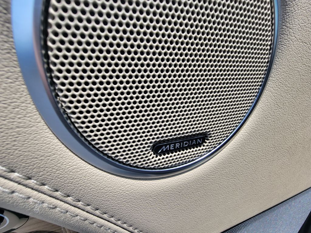 2019 Land Rover Range Rover HSE photo 31
