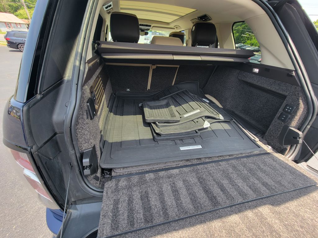 2019 Land Rover Range Rover HSE photo 36