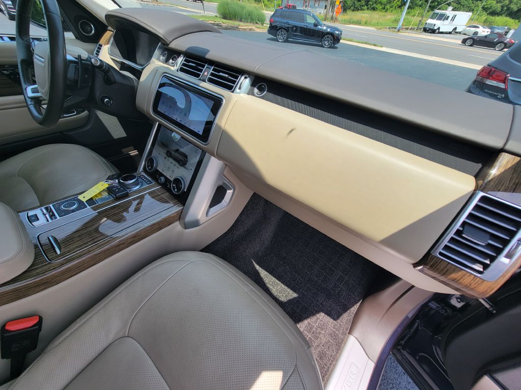 2019 Land Rover Range Rover HSE photo 34