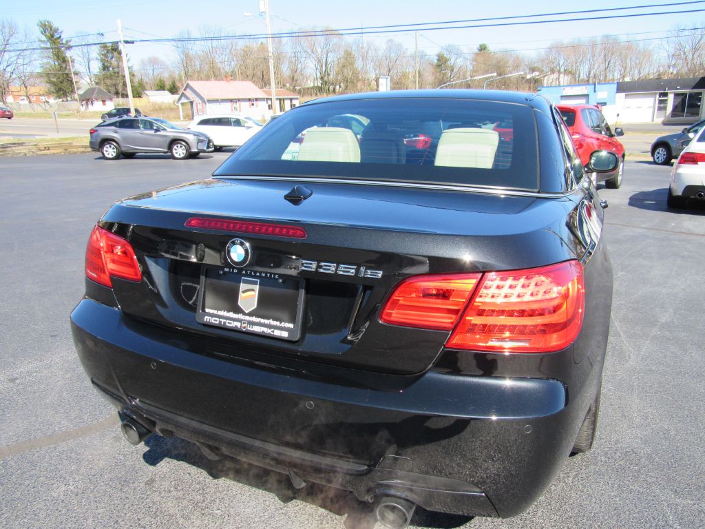Image for 2011 BMW 335IS CONV Rare! 37k Miles-Ultra Clean!