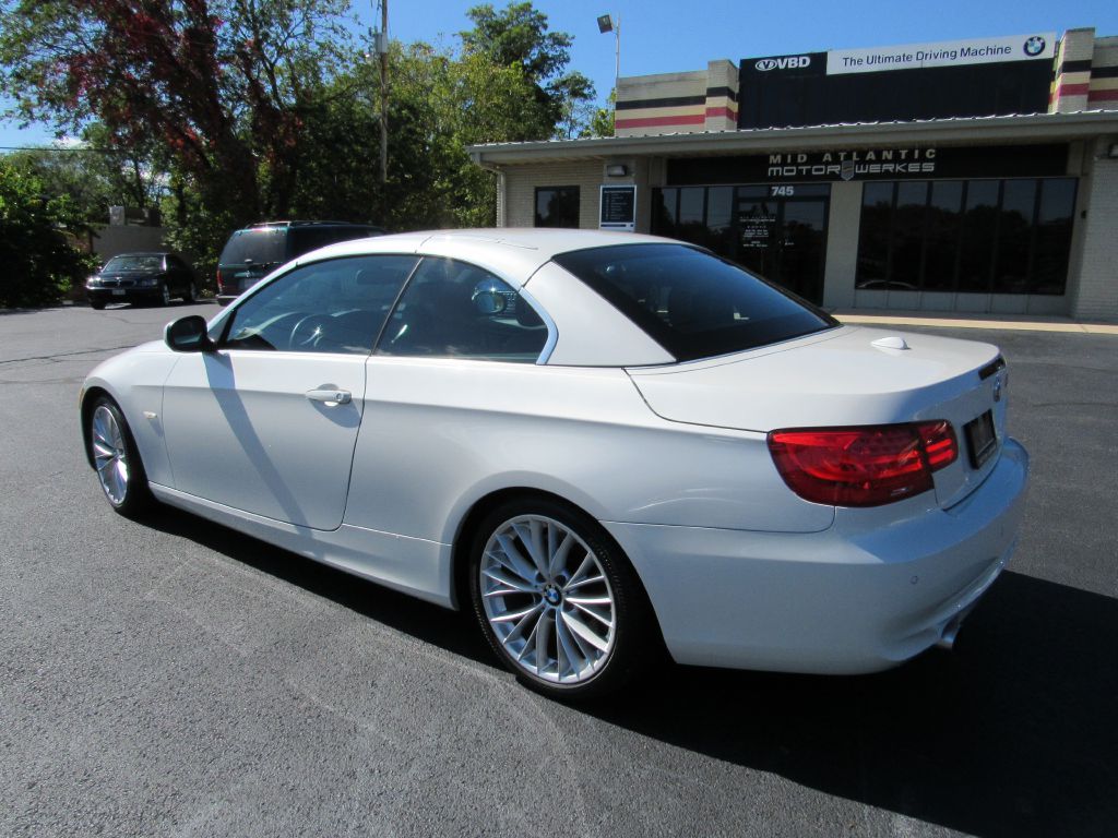 Image for 2011 BMW 335 CONVERTIBLE NAV-Sport Pkg-SUPER CLEAN!