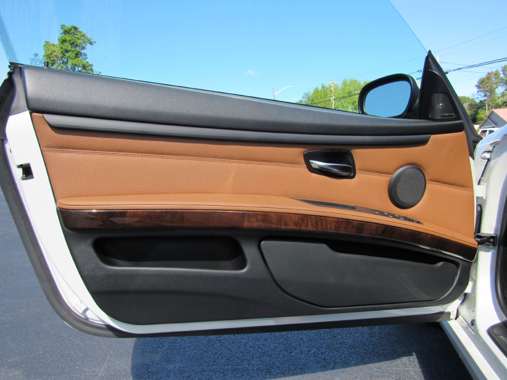 Image for 2011 BMW 335 CONVERTIBLE NAV-Sport Pkg-SUPER CLEAN!