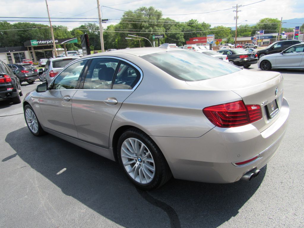 Bmw 528i xdrive 2014